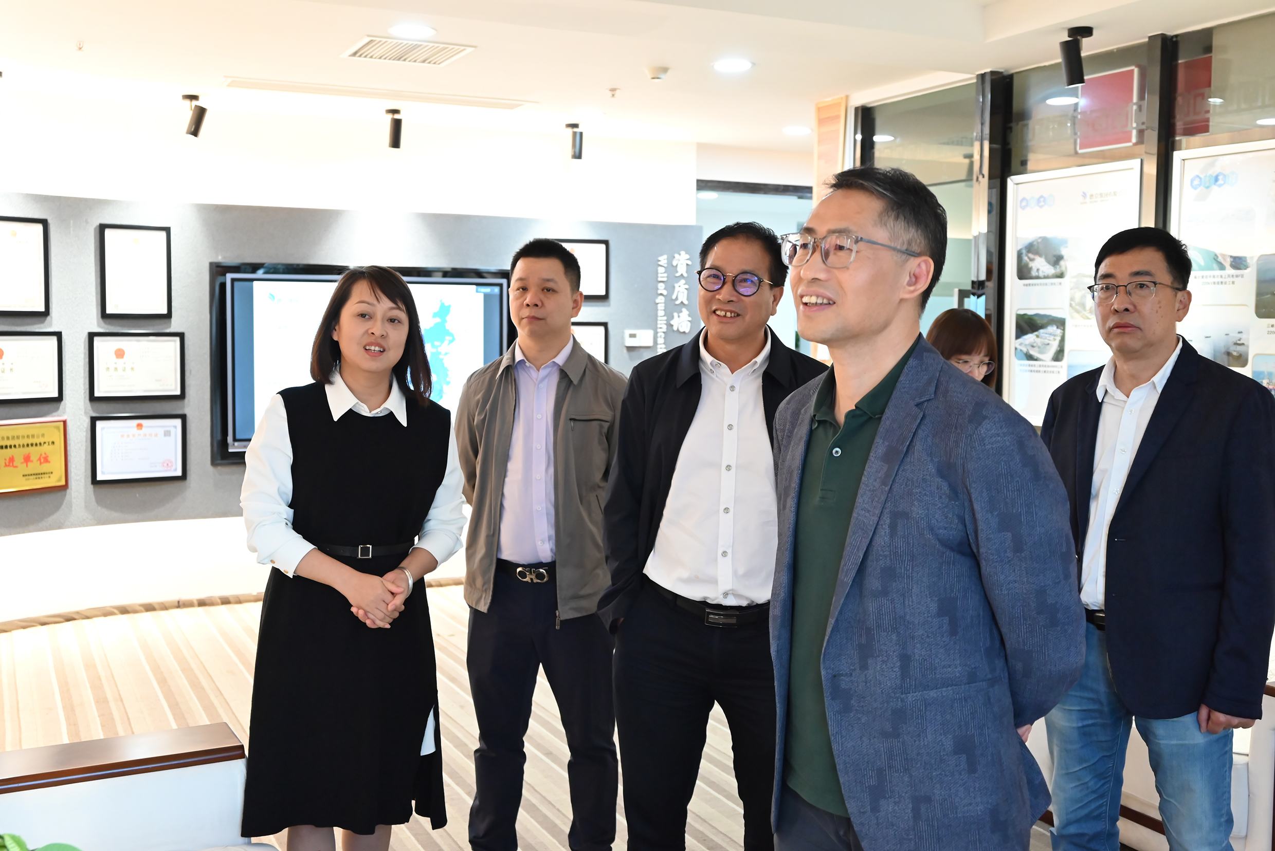 ���ɱ�ŷ��(ABG)�ٷ���վ